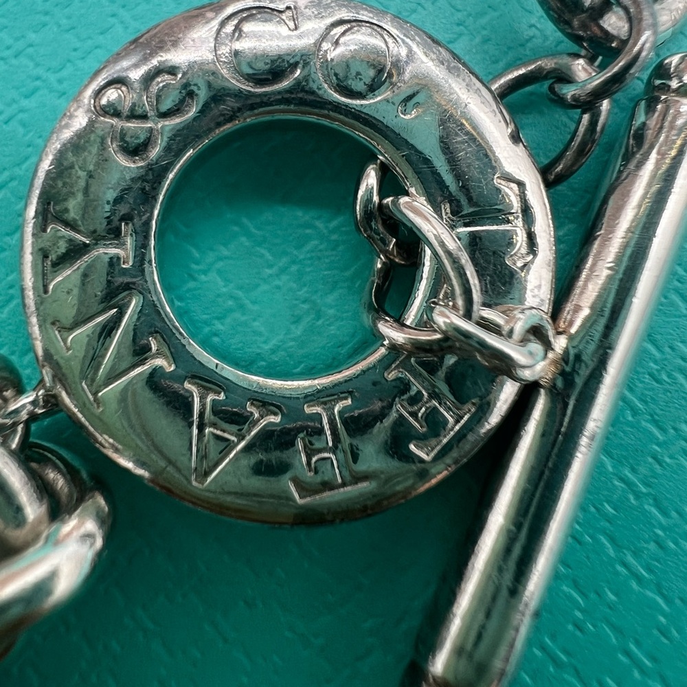 💙💙Tiffany & Co. Silver RTT heart Tag toggle Necklace💙💙 - Picture 5 of 9